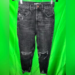 Zara Distressed Jeans size 4